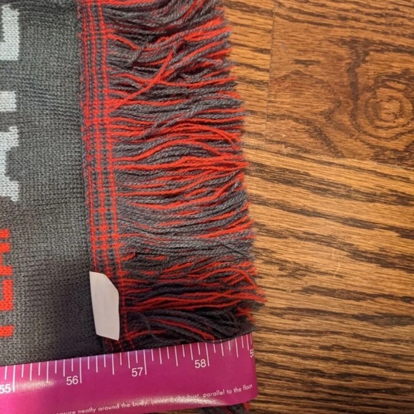Unisex Adults Lot of 2 TEAM ATL Atlanta Sports Scarf Scarves, Black & Red - Picture 3 of 4